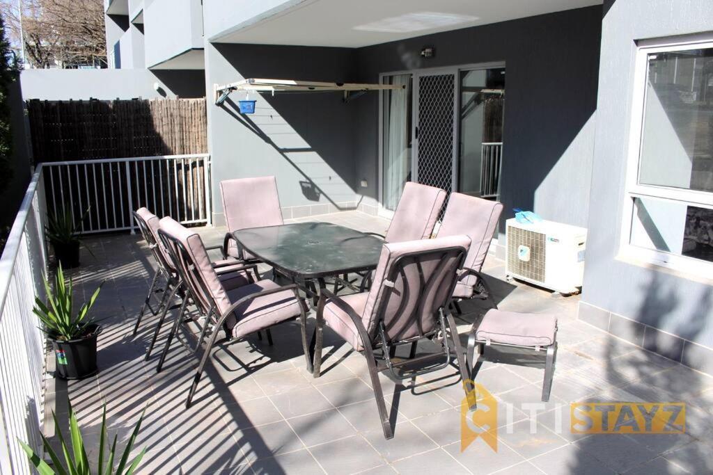 Comfortable & Spacious -2Bd 2Bth - Braddon Apartment Canberra Exterior photo